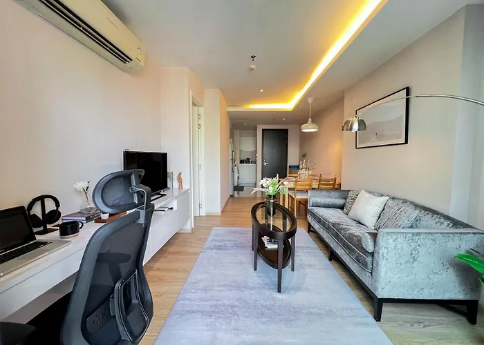 Stylish Modern 1br - Ultra Fast Wifi - Bts Phrom Phong *