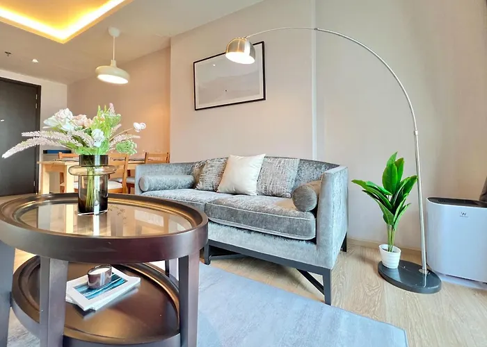 Stylish Modern 1br - Ultra Fast Wifi - Bts Phrom Phong Feriehus Bangkok