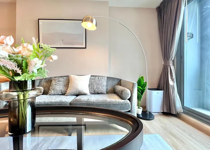 Feriehus Stylish Modern 1br - Ultra Fast Wifi - Bts Phrom Phong Bangkok